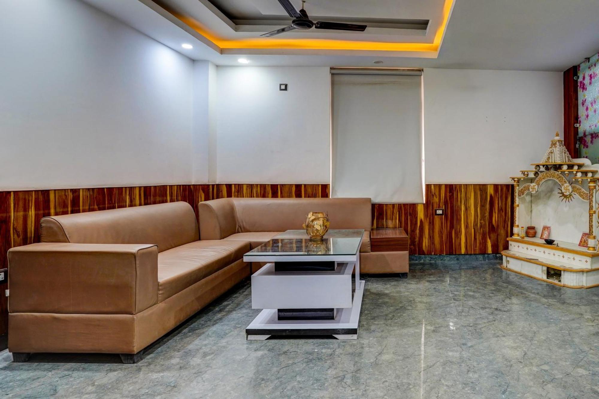 Hotel Hight Krone A Family Hotel Near Igi Airport Delhi New Delhi Exterior foto