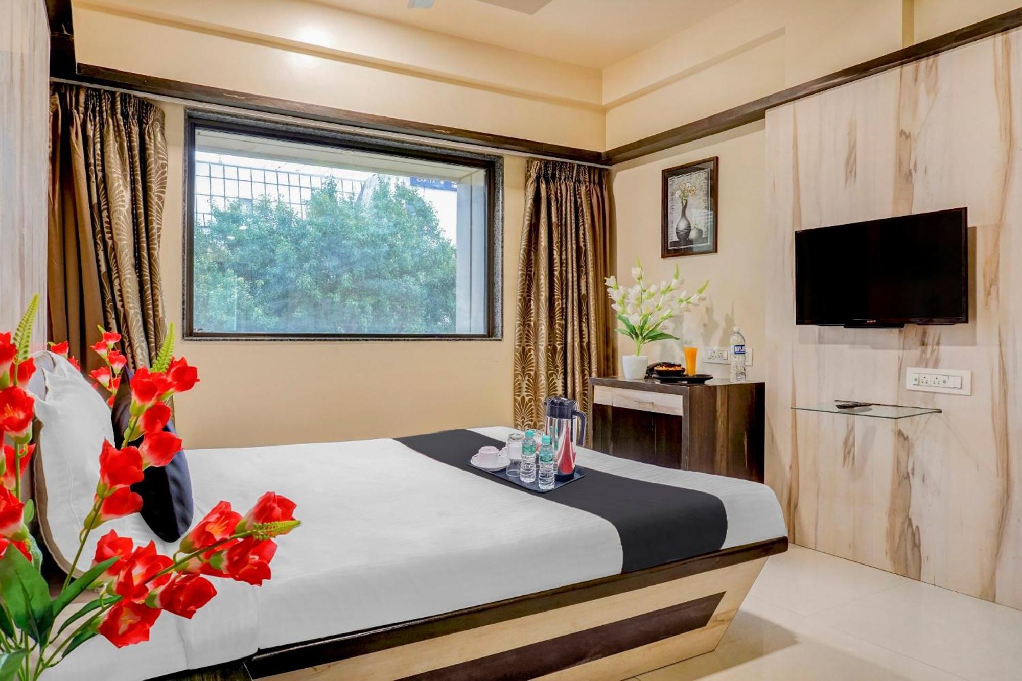 Hotel Hight Krone A Family Hotel Near Igi Airport Delhi New Delhi Exterior foto